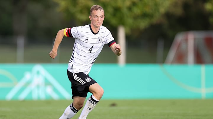 Niklas Tauer im Einsatz für die deutsche U20. Niklas Tauer im Einsatz für die deutsche U20.